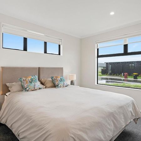 Pride Of Pinot - Martinborough Holiday Home Ngoại thất bức ảnh