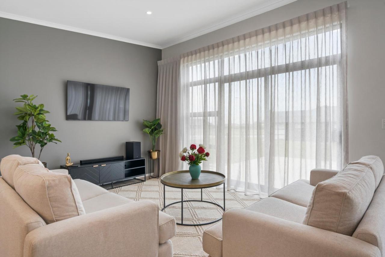 Pride Of Pinot - Martinborough Holiday Home Ngoại thất bức ảnh