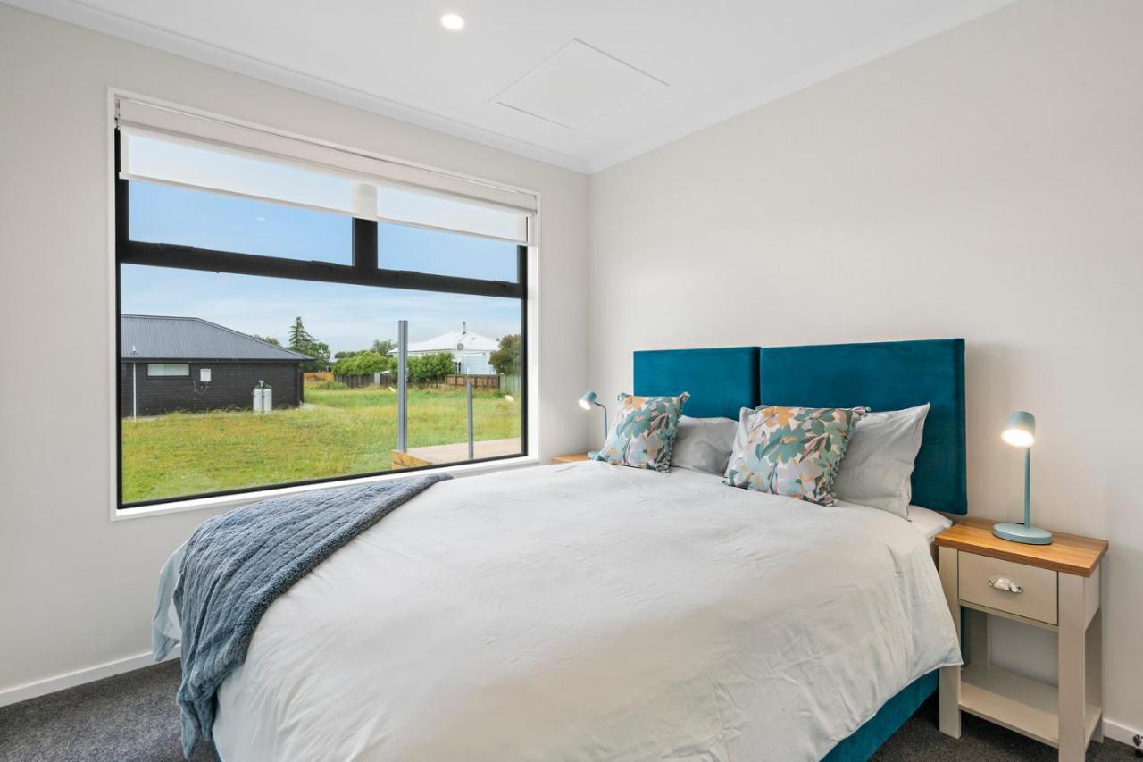 Pride Of Pinot - Martinborough Holiday Home Ngoại thất bức ảnh